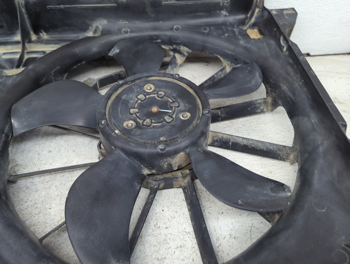 2014-2020 Gmc Sierra 1500 Electric Radiator Cooling Fan Motor Assembly P/N:84290609 18960237 Fits OEM Used Auto Parts - Oemu