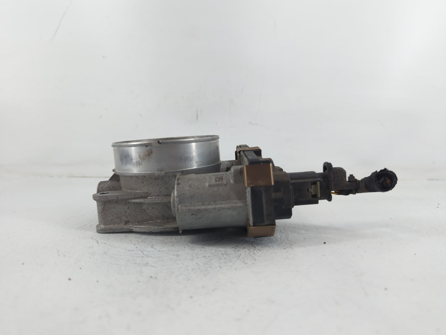 2014-2022 Gmc Sierra 1500 Throttle Body P/N:12678224 Fits Fits 2014 2015 2016 2017 2018 2019 2020 2021 2022 OEM Used Auto Pa