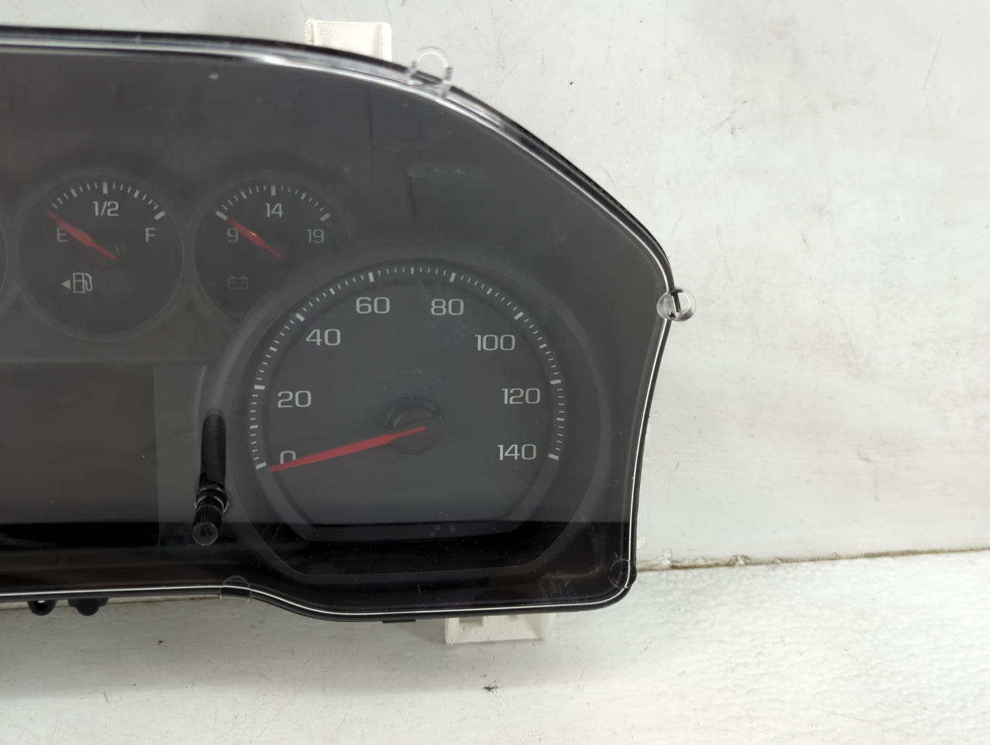 2019 Gmc Sierra 1500 Pickup Instrument Cluster Speedometer Gauges P/N:84549032 Miles: Fits Fits 2018 2020 OEM Used Auto Part