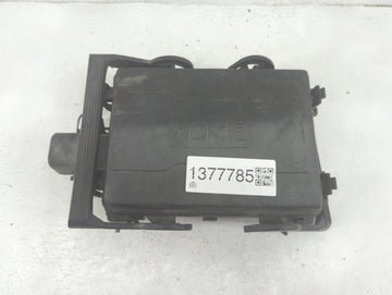 2017-2019 Gmc Sierra 2500 Fusebox Fuse Box Panel Relay Module Fits Fits 2017 2018 2019 OEM Used Auto Parts - Oemusedautopart