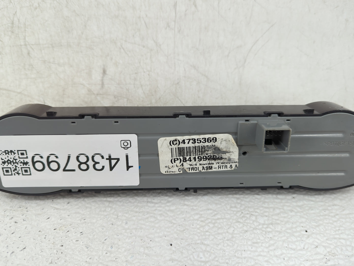 2015-2019 Gmc Sierra 2500 Climate Control Module Temperature AC/Heater Replacement P/N:84199205 Fits OEM Used Auto Parts - O