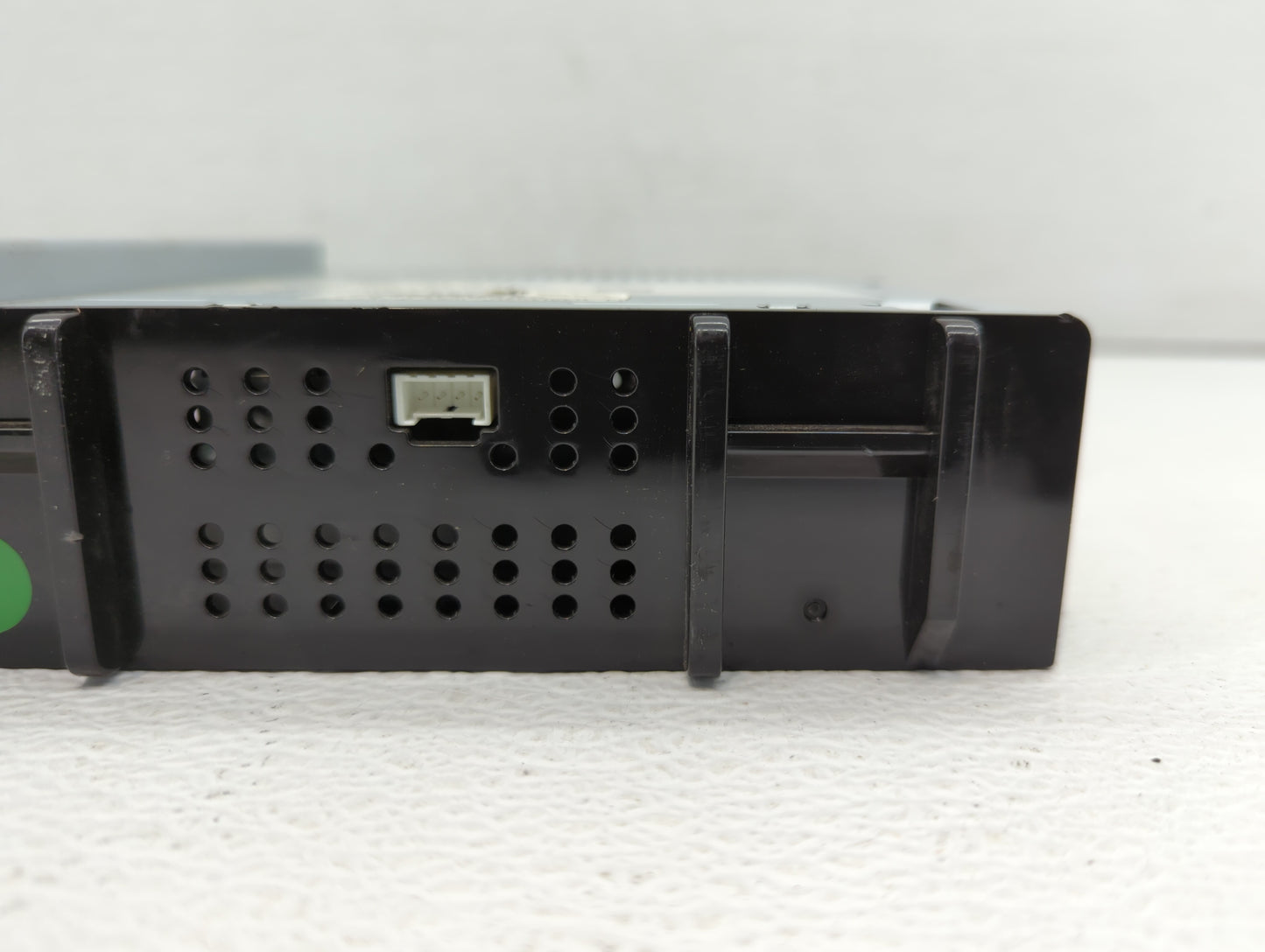 Gmc Sierra 2500 Am Fm Cd Player Radio Receiver - Oemusedautoparts1.com