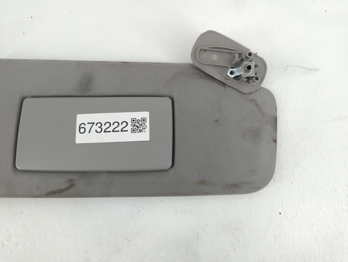 2015-2019 Gmc Sierra 2500 Sun Visor Shade Replacement Passenger Right Mirror Fits Fits 2014 2015 2016 2017 2018 2019 OEM Use