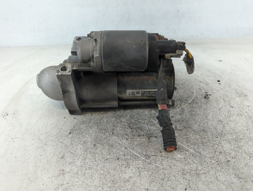 2016-2019 Gmc Sierra 2500 Car Starter Motor Solenoid OEM P/N:12637617 Fits OEM Used Auto Parts - Oemusedautoparts1.com