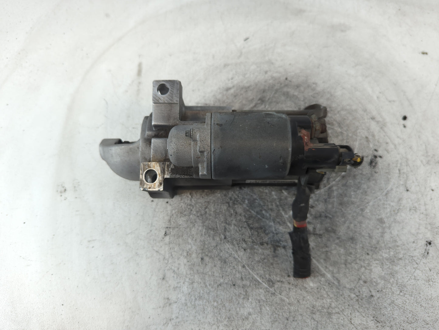 2016-2019 Gmc Sierra 2500 Car Starter Motor Solenoid OEM P/N:12637617 Fits OEM Used Auto Parts - Oemusedautoparts1.com