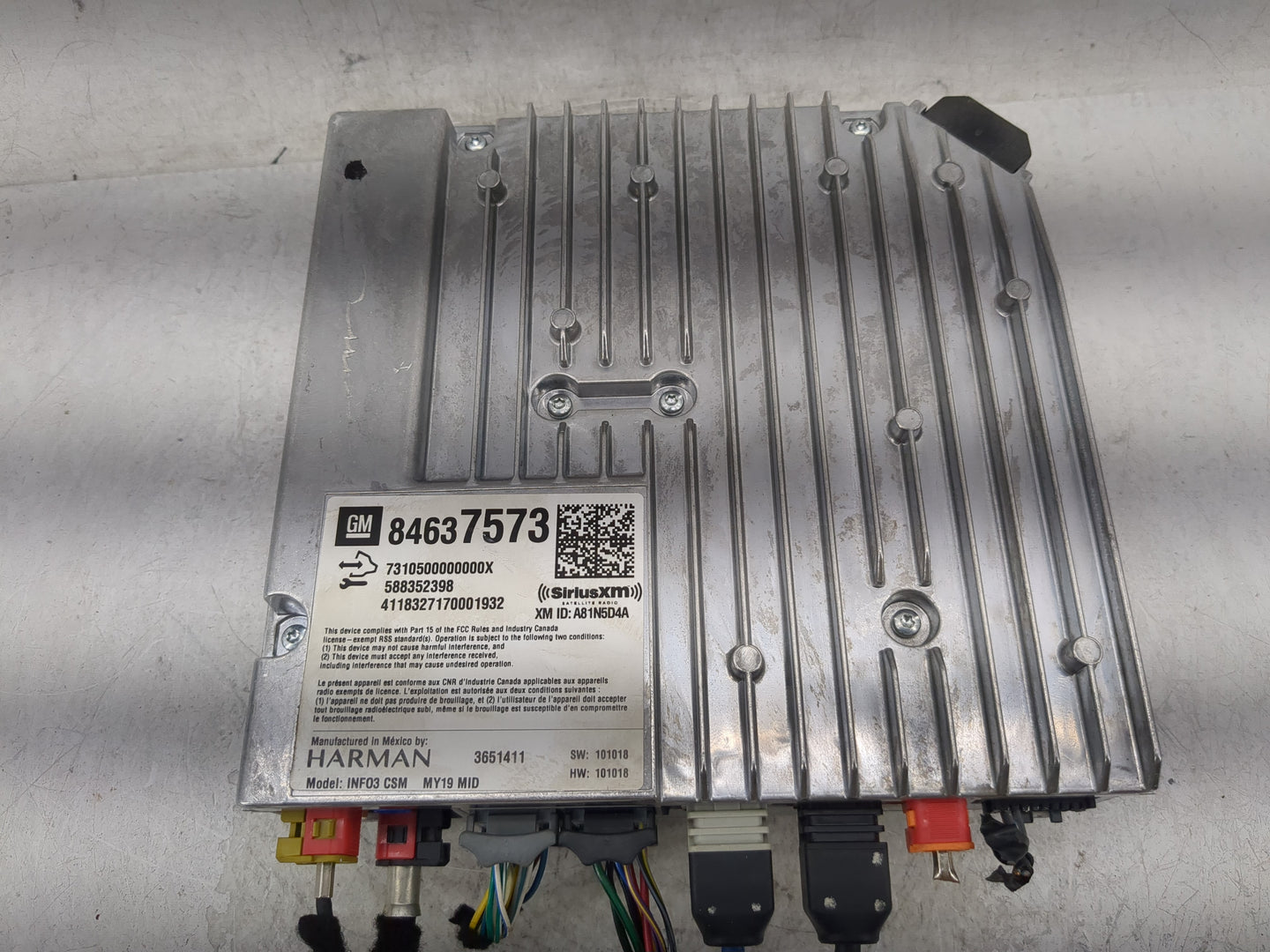 2019 Gmc Terrain Radio AM FM Cd Player Receiver Replacement Fits OEM Used Auto Parts - Oemusedautoparts1.com
