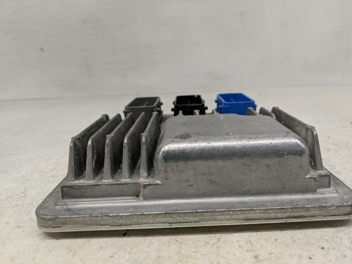 2018-2020 Gmc Terrain PCM Engine Control Computer ECU ECM PCU OEM P/N:12697837 Fits Fits 2017 2018 2019 2020 2021 2022 OEM U