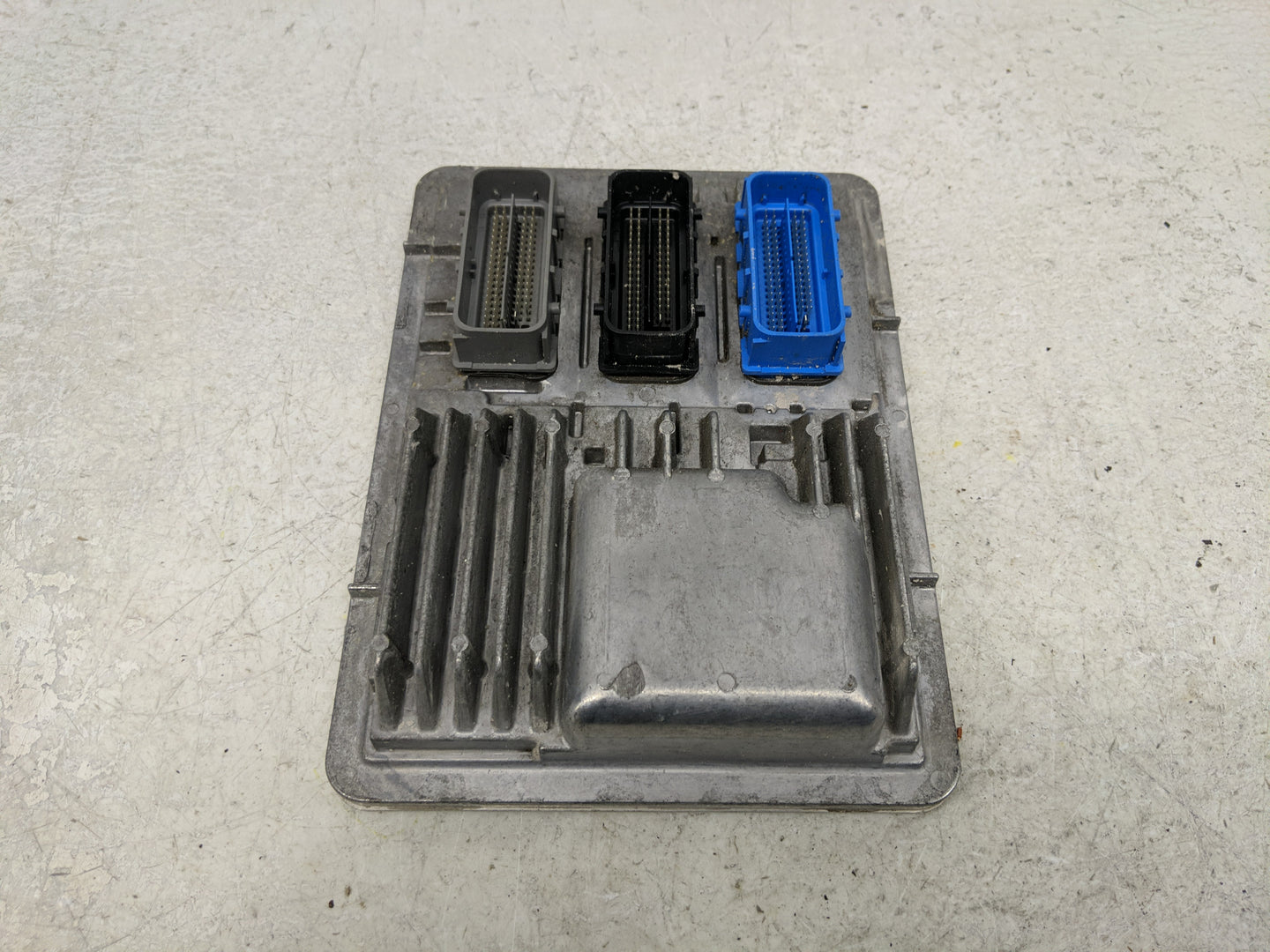 2018-2020 Gmc Terrain PCM Engine Control Computer ECU ECM PCU OEM P/N:12697837 Fits Fits 2017 2018 2019 2020 2021 2022 OEM U