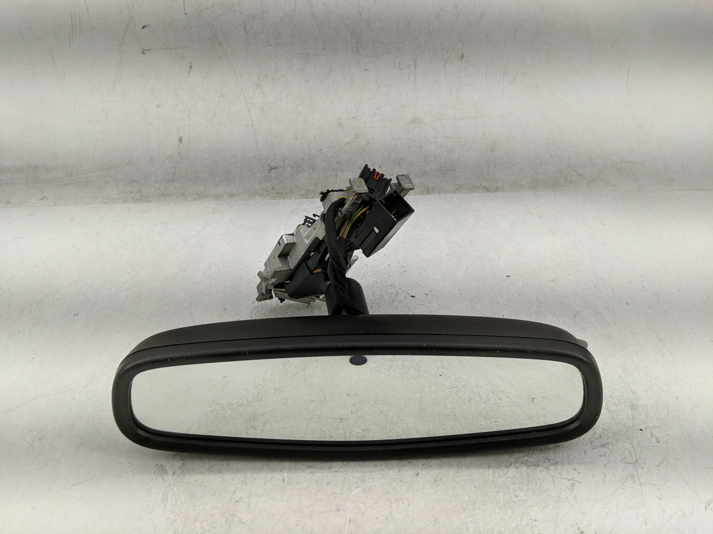 2019 Gmc Terrain Interior Rear View Mirror Replacement OEM P/N:13581081 Fits OEM Used Auto Parts - Oemusedautoparts1.com