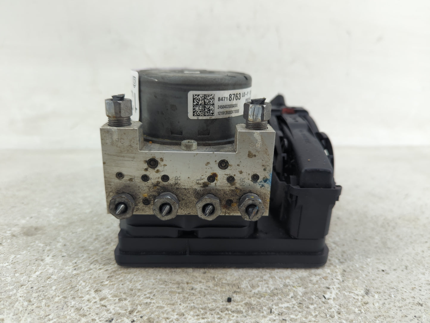 2019 Gmc Terrain ABS Pump Control Module Replacement P/N:84718763 Fits OEM Used Auto Parts - Oemusedautoparts1.com