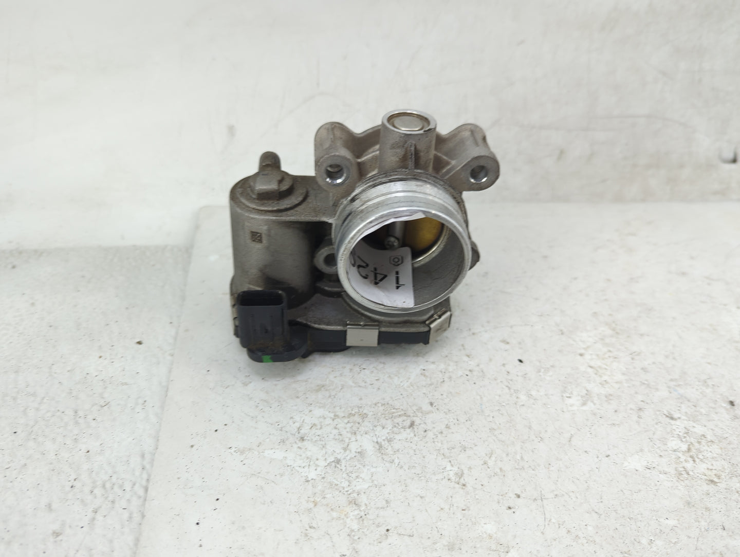 2018-2022 Gmc Terrain Throttle Body P/N:12671379AA Fits Fits 2016 2017 2018 2019 2020 2021 2022 OEM Used Auto Parts - Oemuse