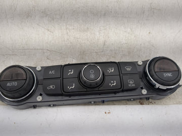 2019 Gmc Terrain Climate Control Module Temperature AC/Heater Replacement P/N:84246526 7370200000000X Fits OEM Used Auto Par