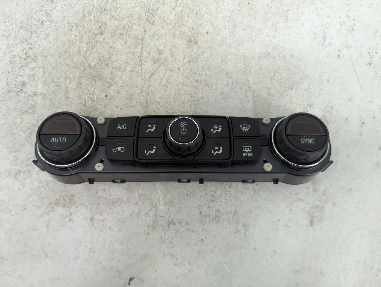 2019 Gmc Terrain Climate Control Module Temperature AC/Heater Replacement P/N:84246526 815372982 Fits OEM Used Auto Parts - 