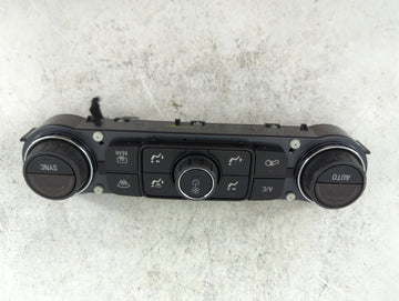 2019 Gmc Terrain Climate Control Module Temperature AC/Heater Replacement P/N:84246526 Fits Fits 2017 2018 2020 2021 2022 OE