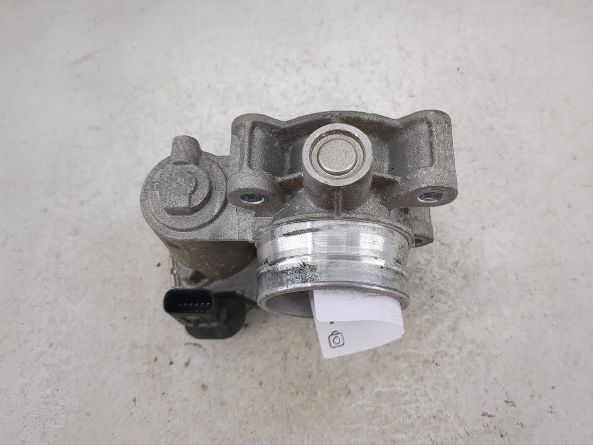 2018-2022 Gmc Terrain Throttle Body P/N:12671379AA Fits Fits 2016 2017 2018 2019 2020 2021 2022 OEM Used Auto Parts - Oemuse