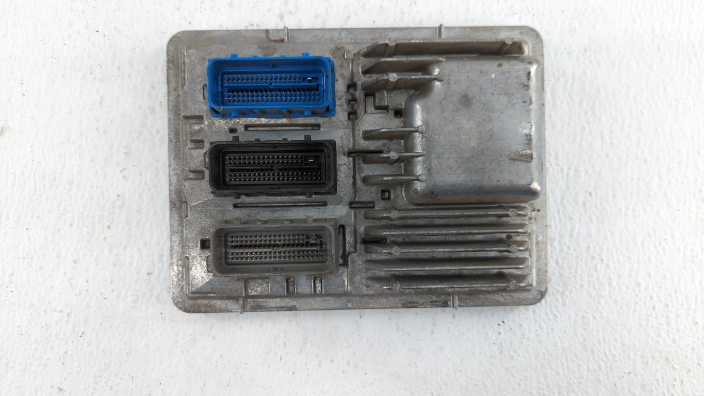 2019 Gmc Terrain PCM Engine Control Computer ECU ECM PCU OEM P/N:12692812 12687467, 12696201, 12692038 Fits Fits 2017 2018 O