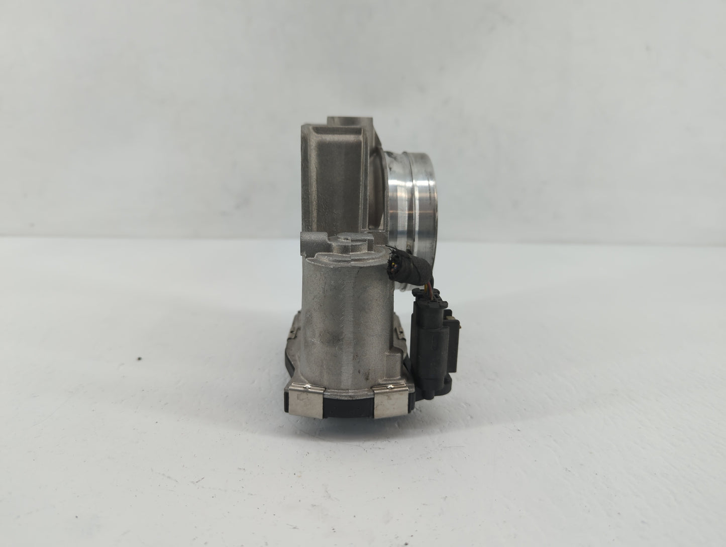 2019 Gmc Terrain Throttle Body P/N:12670837AA 12681472AA, 12670937AA, 12627067DA Fits Fits 2013 2014 2015 2016 2017 2018 OEM