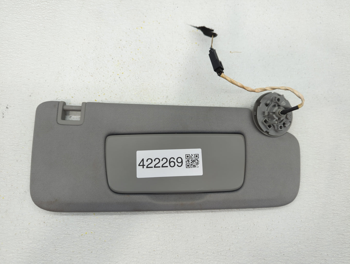2019 Gmc Terrain Sun Visor Shade Replacement Passenger Right Mirror Fits OEM Used Auto Parts - Oemusedautoparts1.com