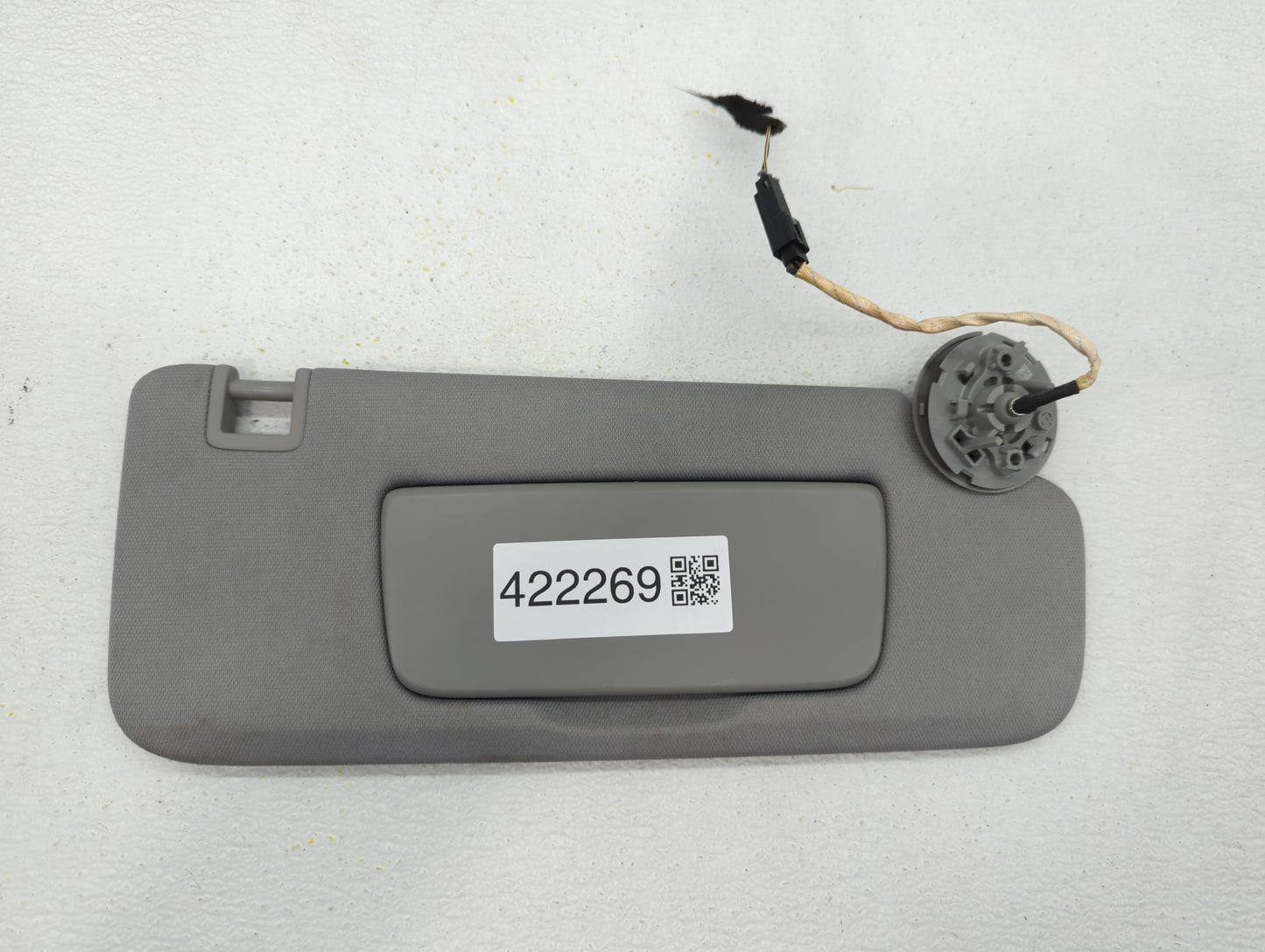 2019 Gmc Terrain Sun Visor Shade Replacement Passenger Right Mirror Fits OEM Used Auto Parts - Oemusedautoparts1.com
