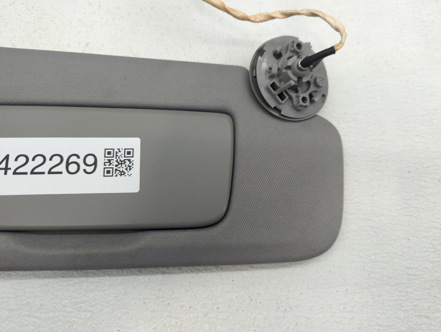 2019 Gmc Terrain Sun Visor Shade Replacement Passenger Right Mirror Fits OEM Used Auto Parts - Oemusedautoparts1.com