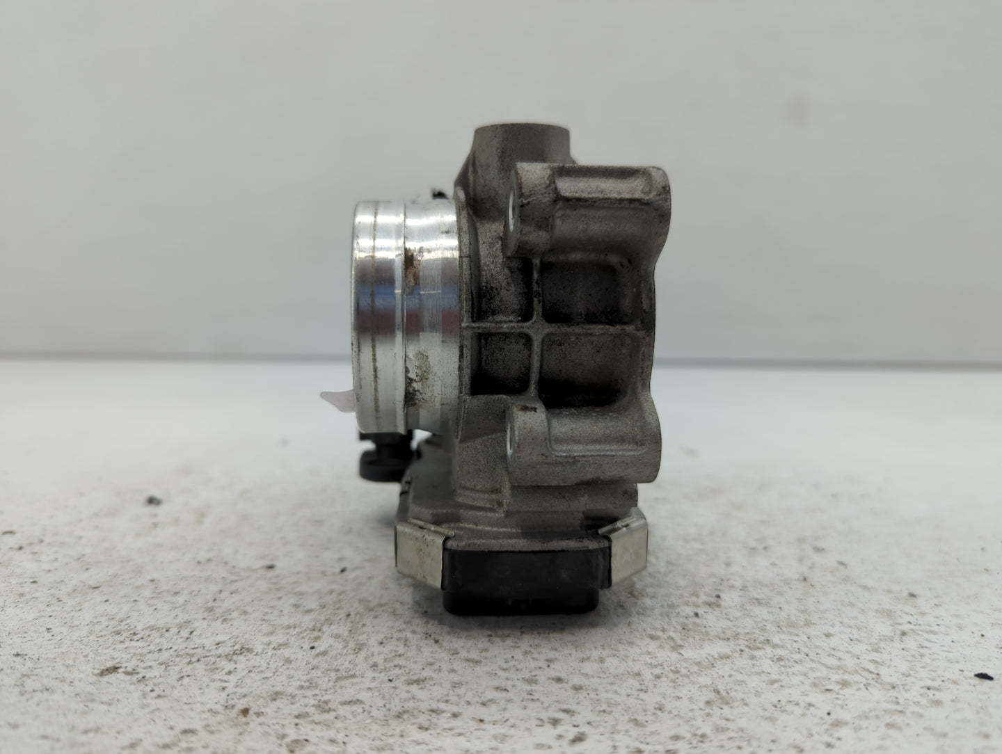 2018-2022 Gmc Terrain Throttle Body Fits Fits 2016 2017 2018 2019 2020 2021 2022 OEM Used Auto Parts - Oemusedautoparts1.com