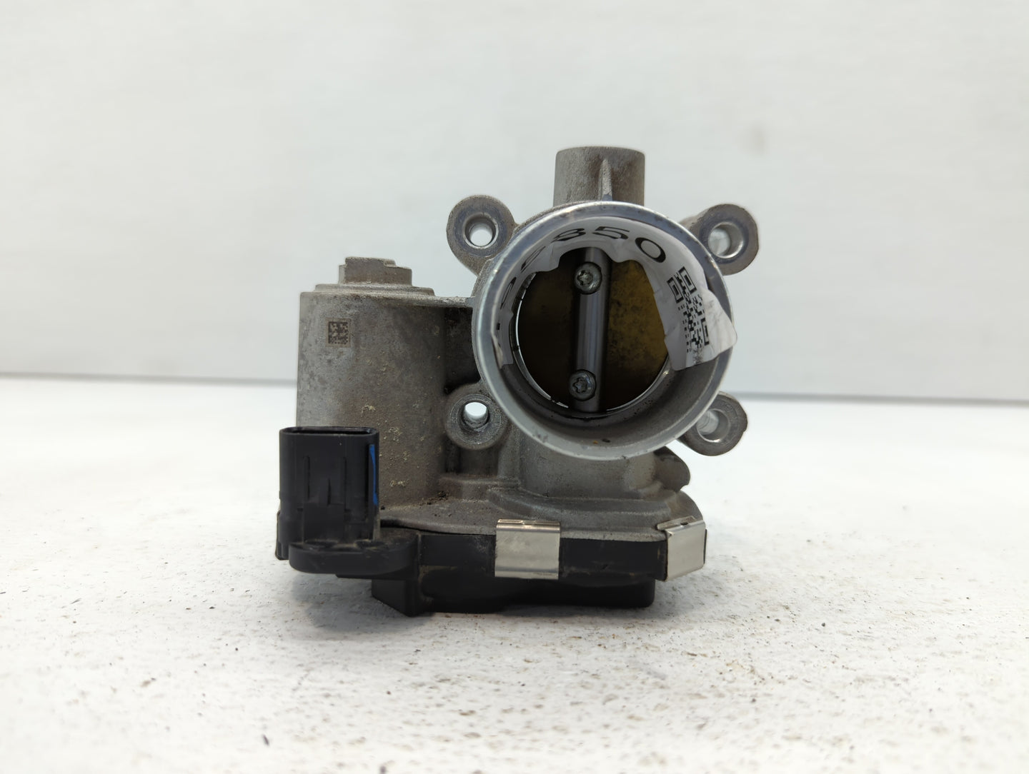 2018-2022 Gmc Terrain Throttle Body P/N:1261379AA Fits Fits 2016 2017 2018 2019 2020 2021 2022 OEM Used Auto Parts - Oemused