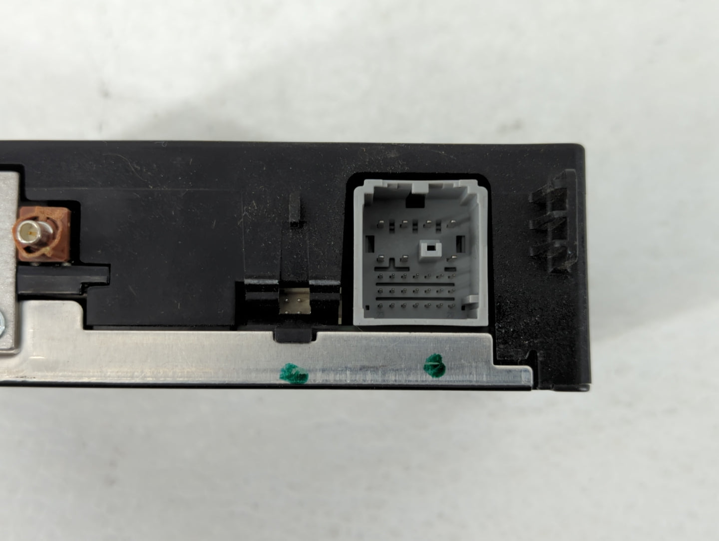 2018-2019 Gmc Terrain Chassis Control Module Ccm Bcm Body Control - Oemusedautoparts1.com