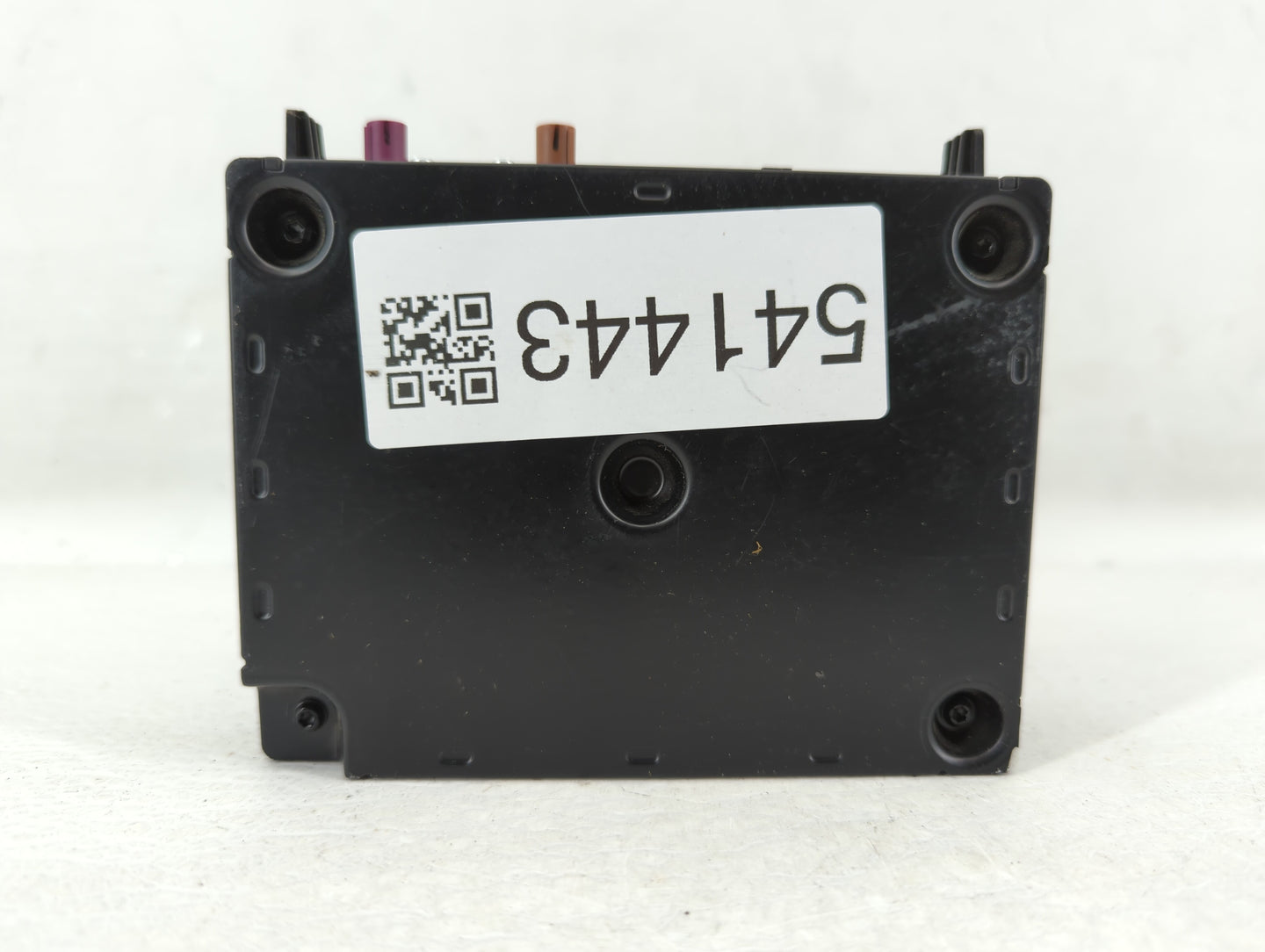2018-2019 Gmc Terrain Chassis Control Module Ccm Bcm Body Control - Oemusedautoparts1.com