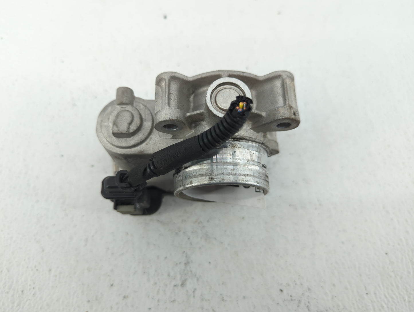 2018-2022 Gmc Terrain Throttle Body P/N:12671379 Fits Fits 2016 2017 2018 2019 2020 2021 2022 OEM Used Auto Parts - Oemuseda