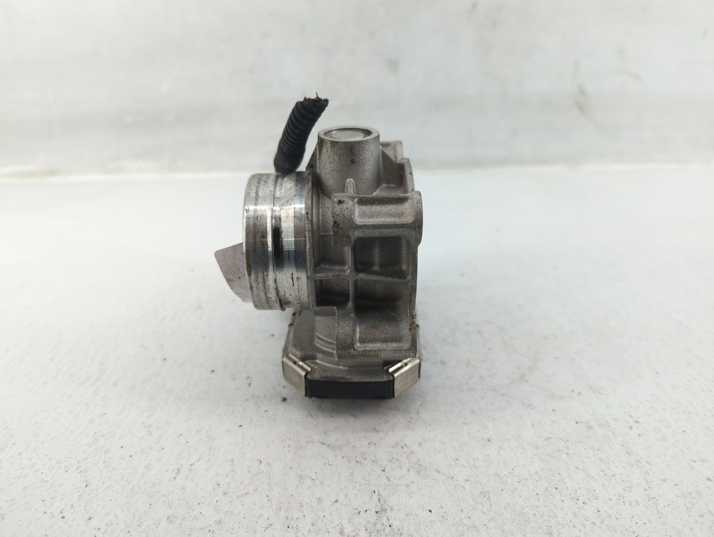 2018-2022 Gmc Terrain Throttle Body P/N:12671379 Fits Fits 2016 2017 2018 2019 2020 2021 2022 OEM Used Auto Parts - Oemuseda