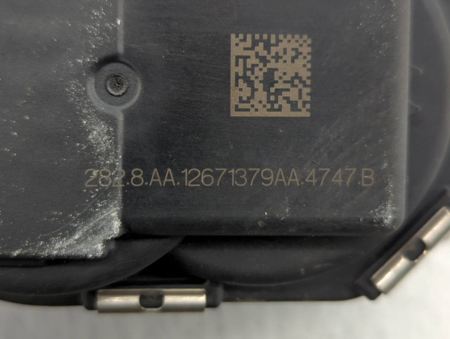 2018-2022 Gmc Terrain Throttle Body P/N:12671379 Fits Fits 2016 2017 2018 2019 2020 2021 2022 OEM Used Auto Parts - Oemuseda