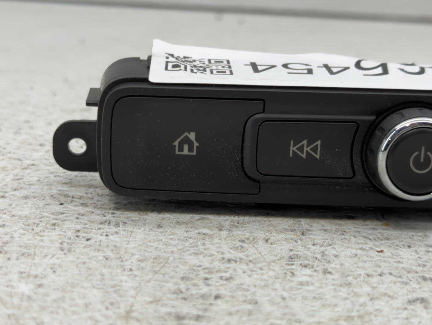 2019 Gmc Terrain Radio AM FM Cd Player Receiver Replacement P/N:84308144 Fits OEM Used Auto Parts - Oemusedautoparts1.com