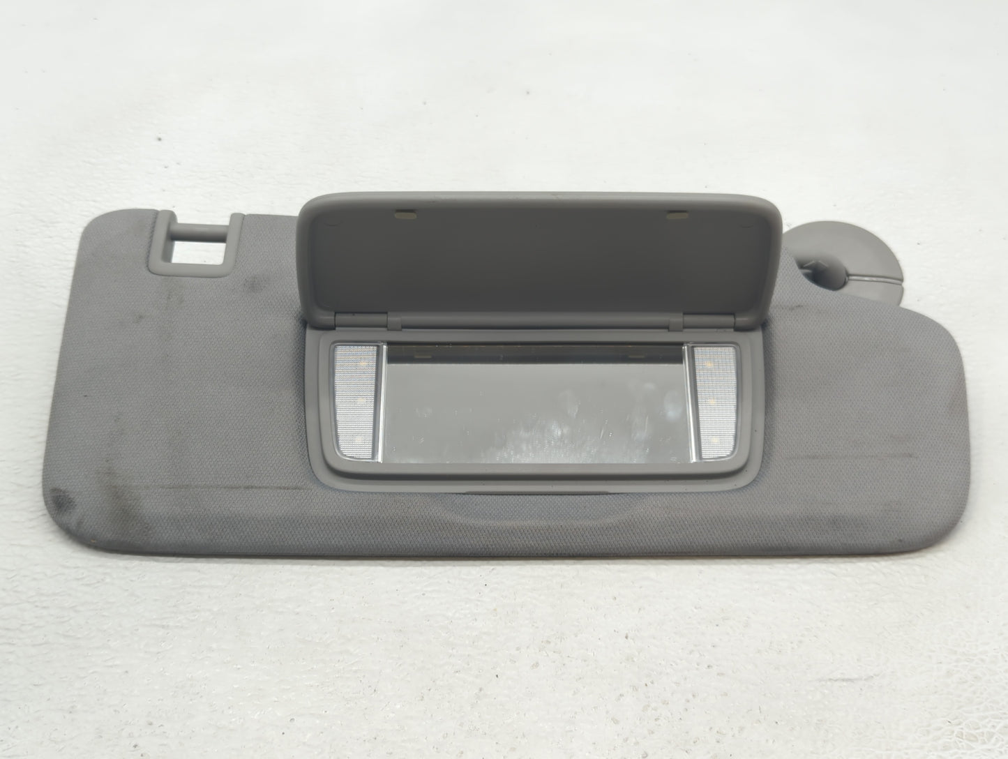 2019 Gmc Terrain Sun Visor Shade Replacement Passenger Right Mirror Fits OEM Used Auto Parts - Oemusedautoparts1.com