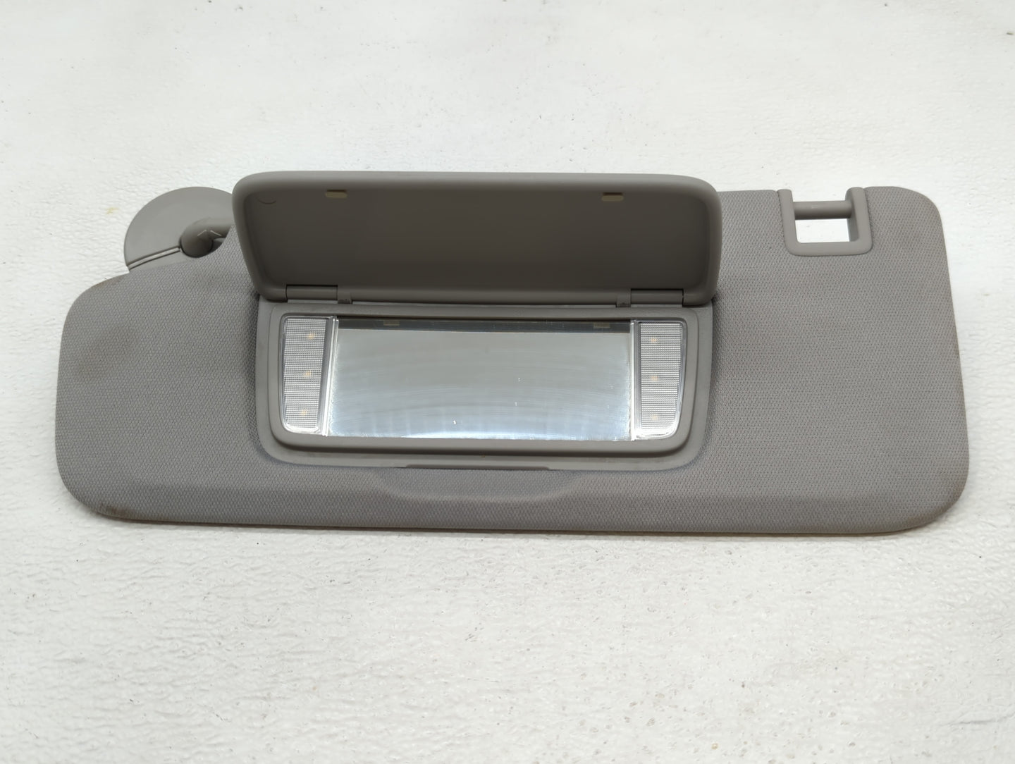 2019 Gmc Terrain Sun Visor Shade Replacement Driver Left Mirror Fits OEM Used Auto Parts - Oemusedautoparts1.com