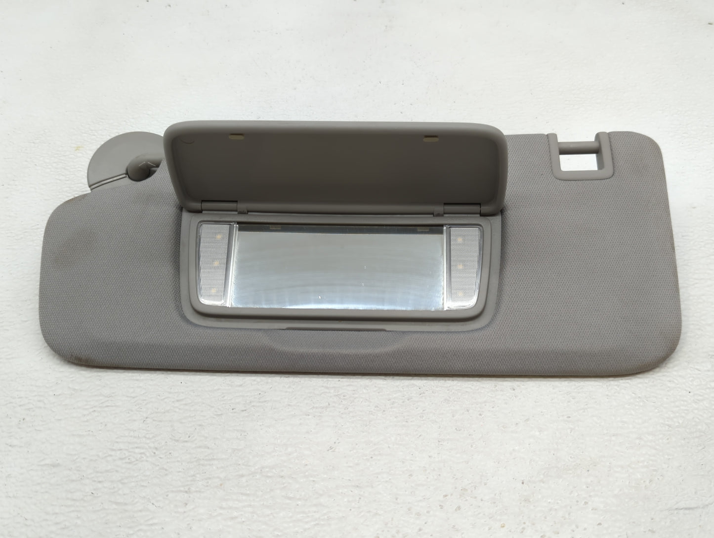 2019 Gmc Terrain Sun Visor Shade Replacement Driver Left Mirror Fits OEM Used Auto Parts - Oemusedautoparts1.com