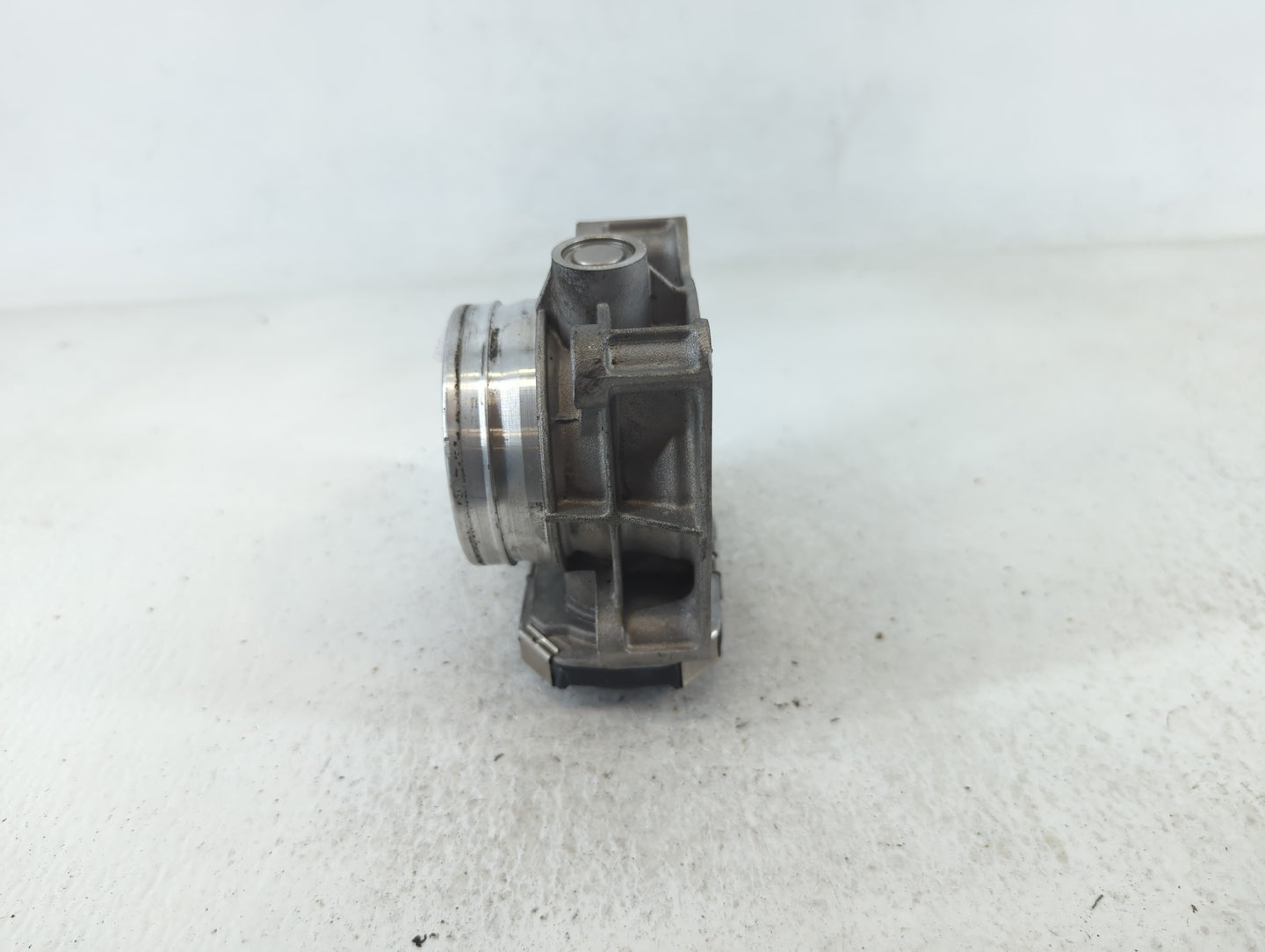 2018-2020 Gmc Terrain Throttle Body P/N:12670837AA Fits Fits 2013 2014 2015 2016 2017 2018 2019 2020 2021 OEM Used Auto Part