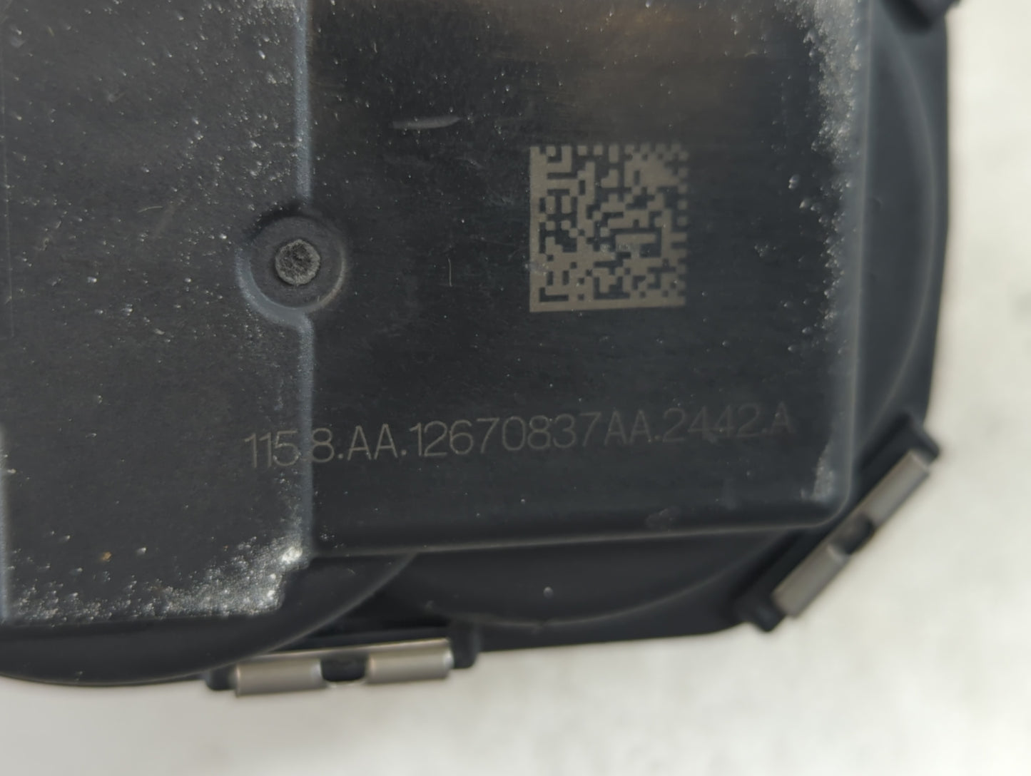 2018-2020 Gmc Terrain Throttle Body P/N:12670837AA Fits Fits 2013 2014 2015 2016 2017 2018 2019 2020 2021 OEM Used Auto Part