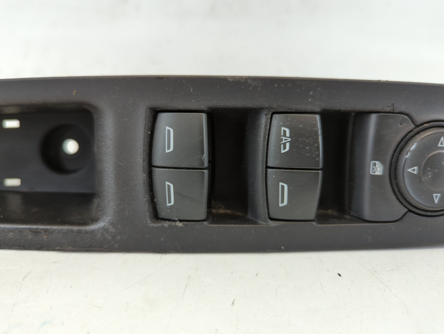 2019 Gmc Terrain Master Power Window Switch Replacement Driver Side Left P/N:84139693 Fits OEM Used Auto Parts - Oemusedauto