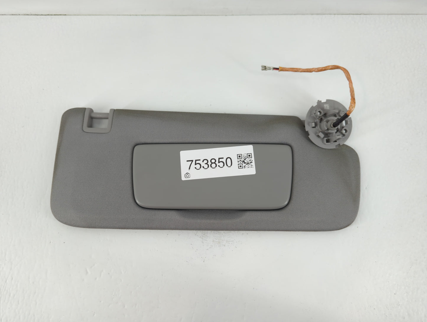 2019 Gmc Terrain Sun Visor Shade Replacement Passenger Right Mirror Fits OEM Used Auto Parts - Oemusedautoparts1.com
