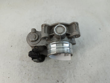 2018-2022 Gmc Terrain Throttle Body P/N:12671379AA Fits Fits 2016 2017 2018 2019 2020 2021 2022 OEM Used Auto Parts
