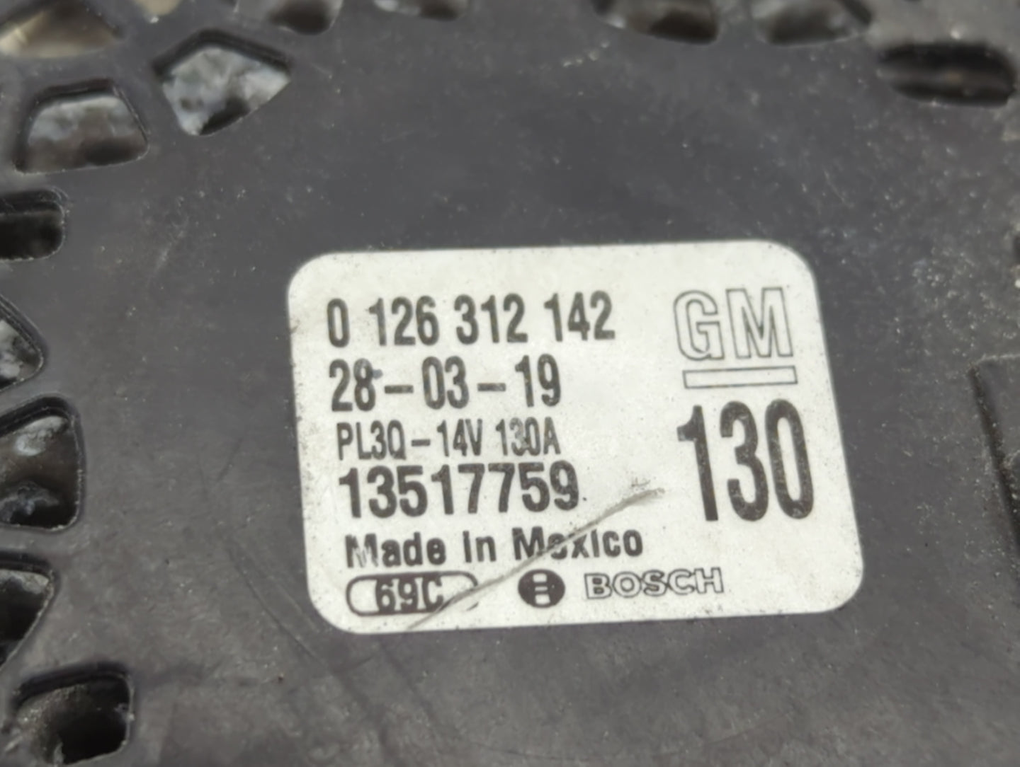 2018-2022 Gmc Terrain Alternator Replacement Generator Charging Assembly Engine OEM P/N:13517759 0 126 312 142 Fits OEM Used