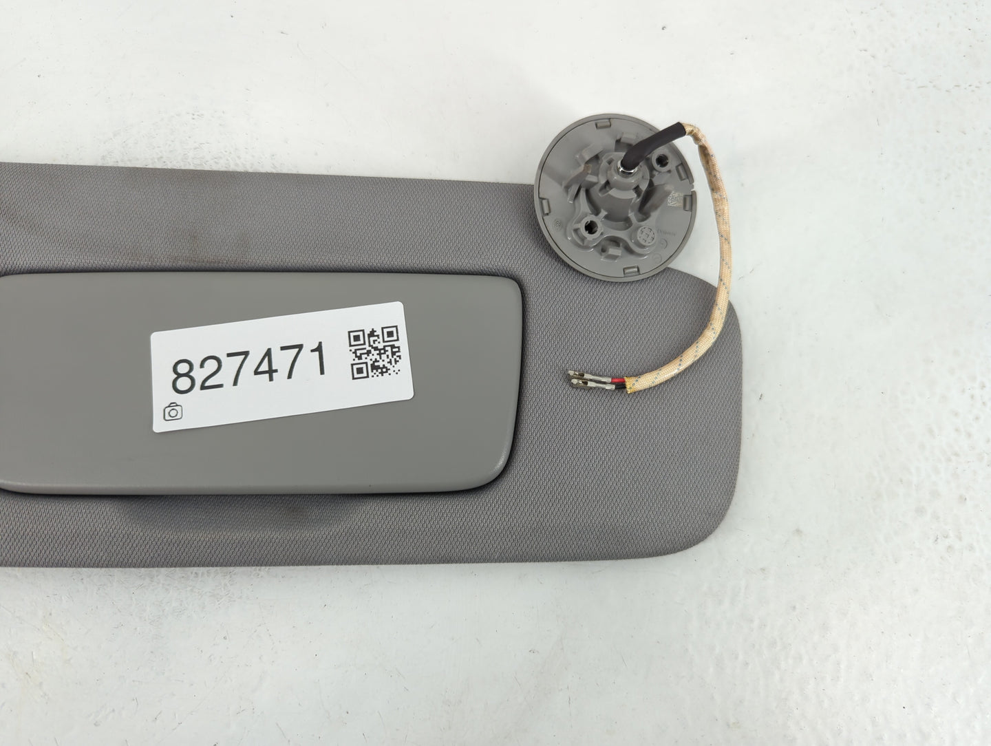 2019 Gmc Terrain Sun Visor Shade Replacement Passenger Right Mirror Fits OEM Used Auto Parts - Oemusedautoparts1.com