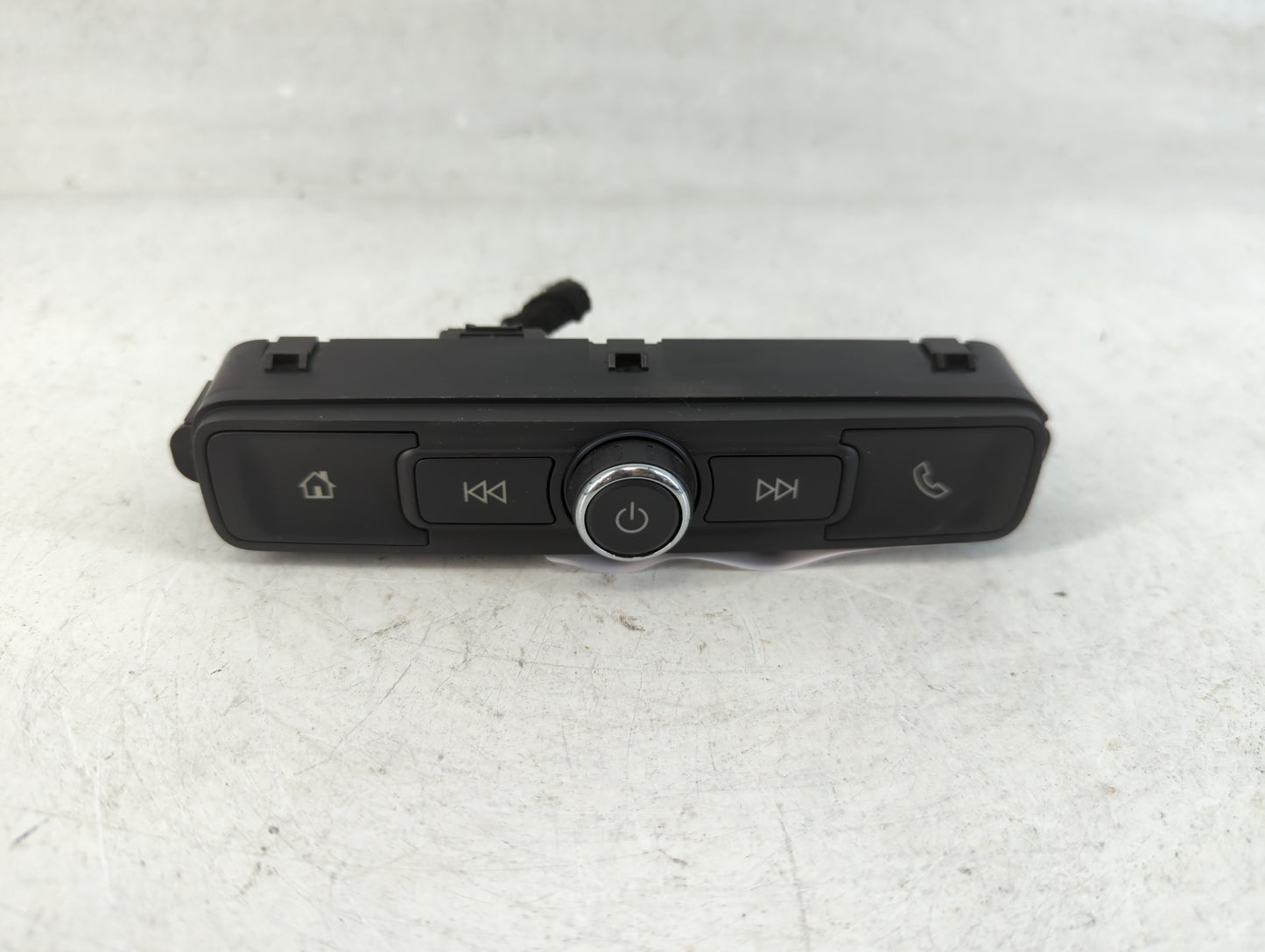 2018-2021 Gmc Terrain Radio AM FM Cd Player Receiver Replacement P/N:84491776 Fits Fits 2018 2019 2020 2021 OEM Used Auto Pa