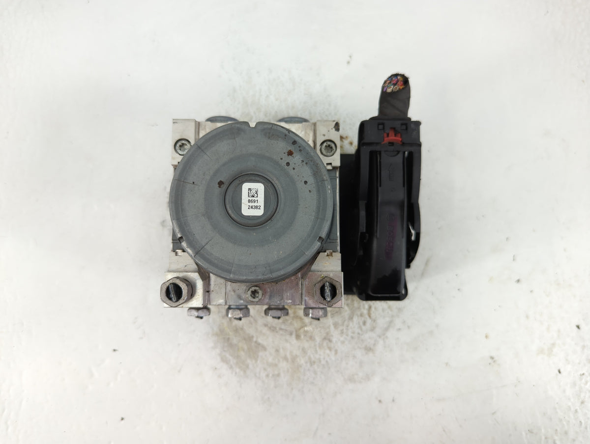 2018-2021 Gmc Terrain Anti-Lock Brake ABS Pump Module Actuator OEM P/N:84560131 Fits Fits 2018 2019 2020 2021 OEM Used Auto 