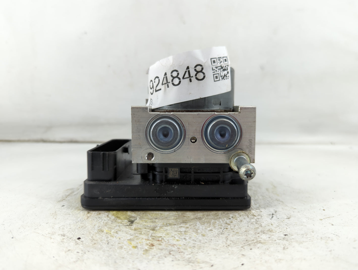 2018-2021 Gmc Terrain ABS Pump Control Module Replacement P/N:84560131 Fits Fits 2018 2019 2020 2021 OEM Used Auto Parts - O