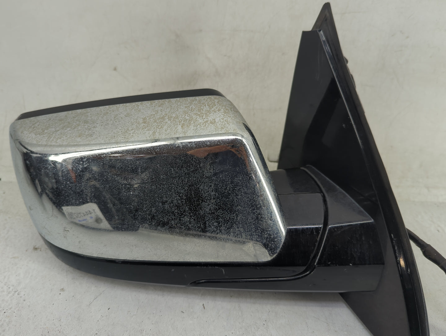 2015-2020 Gmc Yukon Passenger Side View Mirror - Right Door Mirror OEM Used - Oemusedautoparts1.com