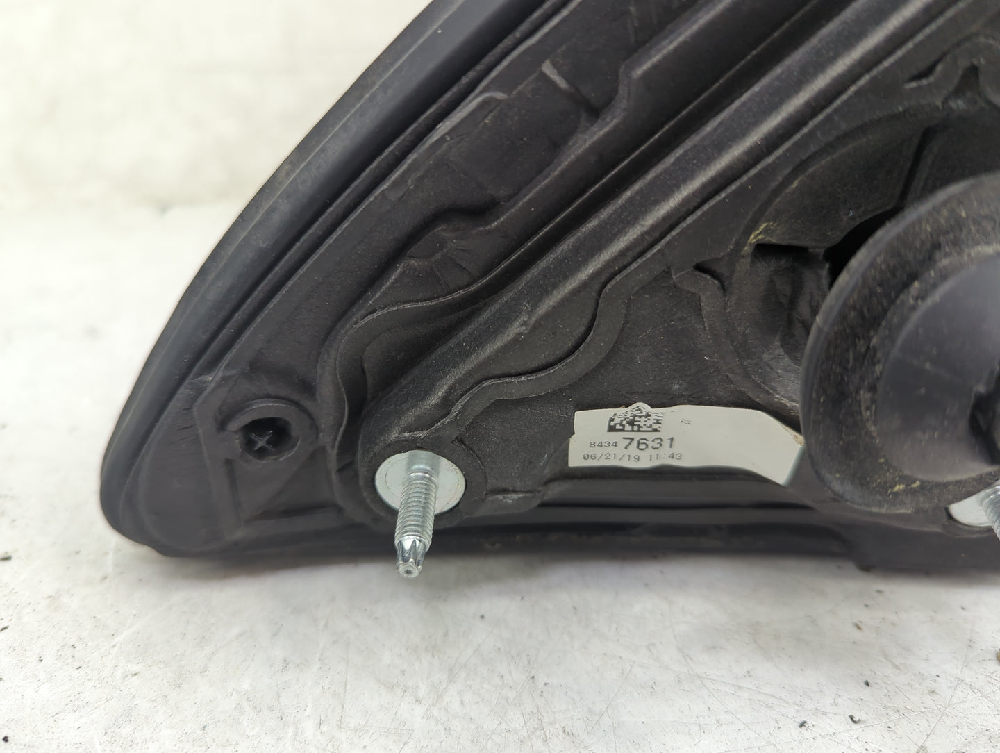 2015-2020 Gmc Yukon Passenger Side View Mirror - Right Door Mirror OEM Used - Oemusedautoparts1.com