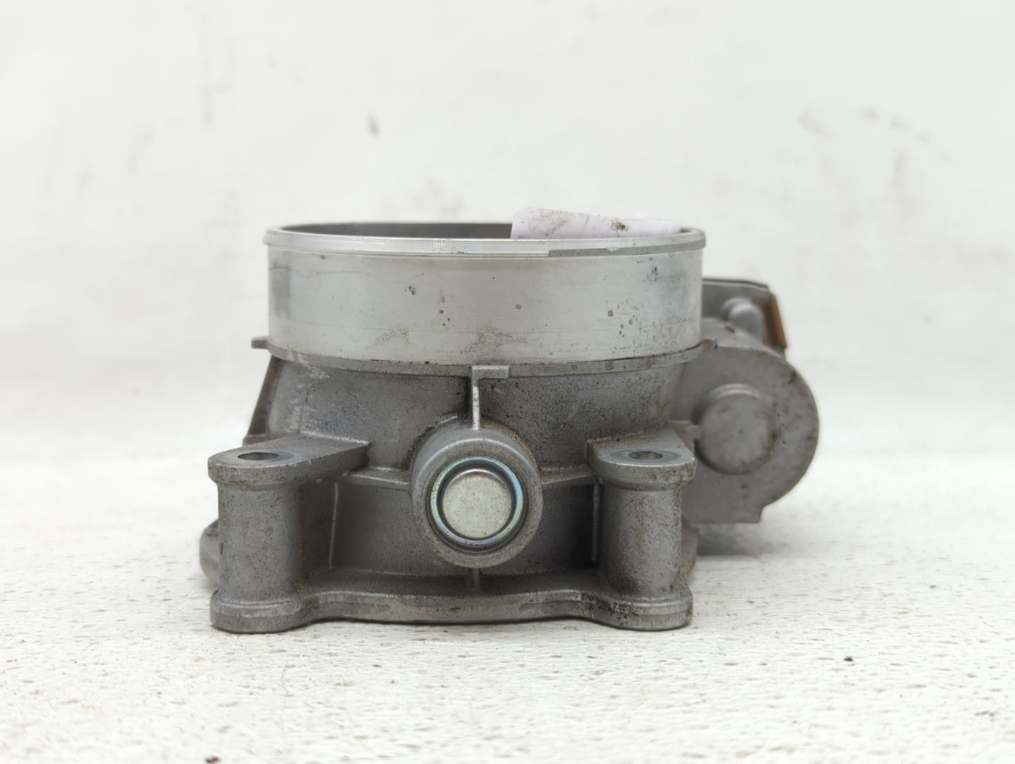 2015-2018 Gmc Yukon Throttle Body P/N:12678224 12617792 Fits Fits 2014 2015 2016 2017 2018 2019 OEM Used Auto Parts - Oemuse