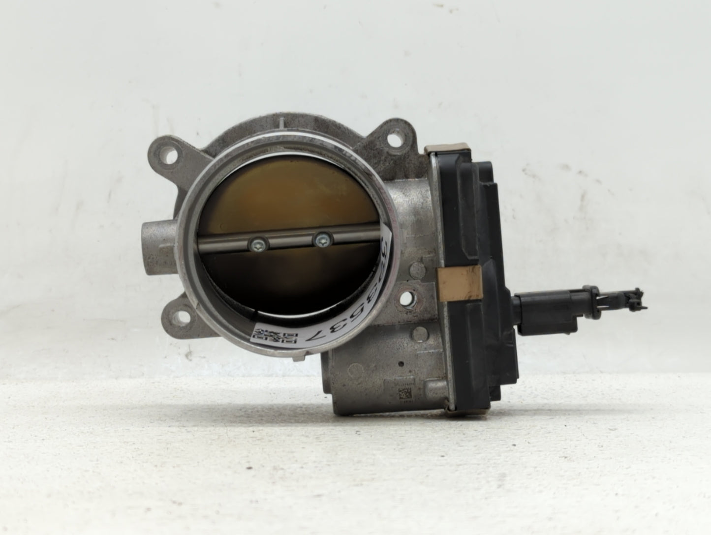 2015-2018 Gmc Yukon Throttle Body P/N:12678224 12617792 Fits Fits 2014 2015 2016 2017 2018 2019 OEM Used Auto Parts - Oemuse