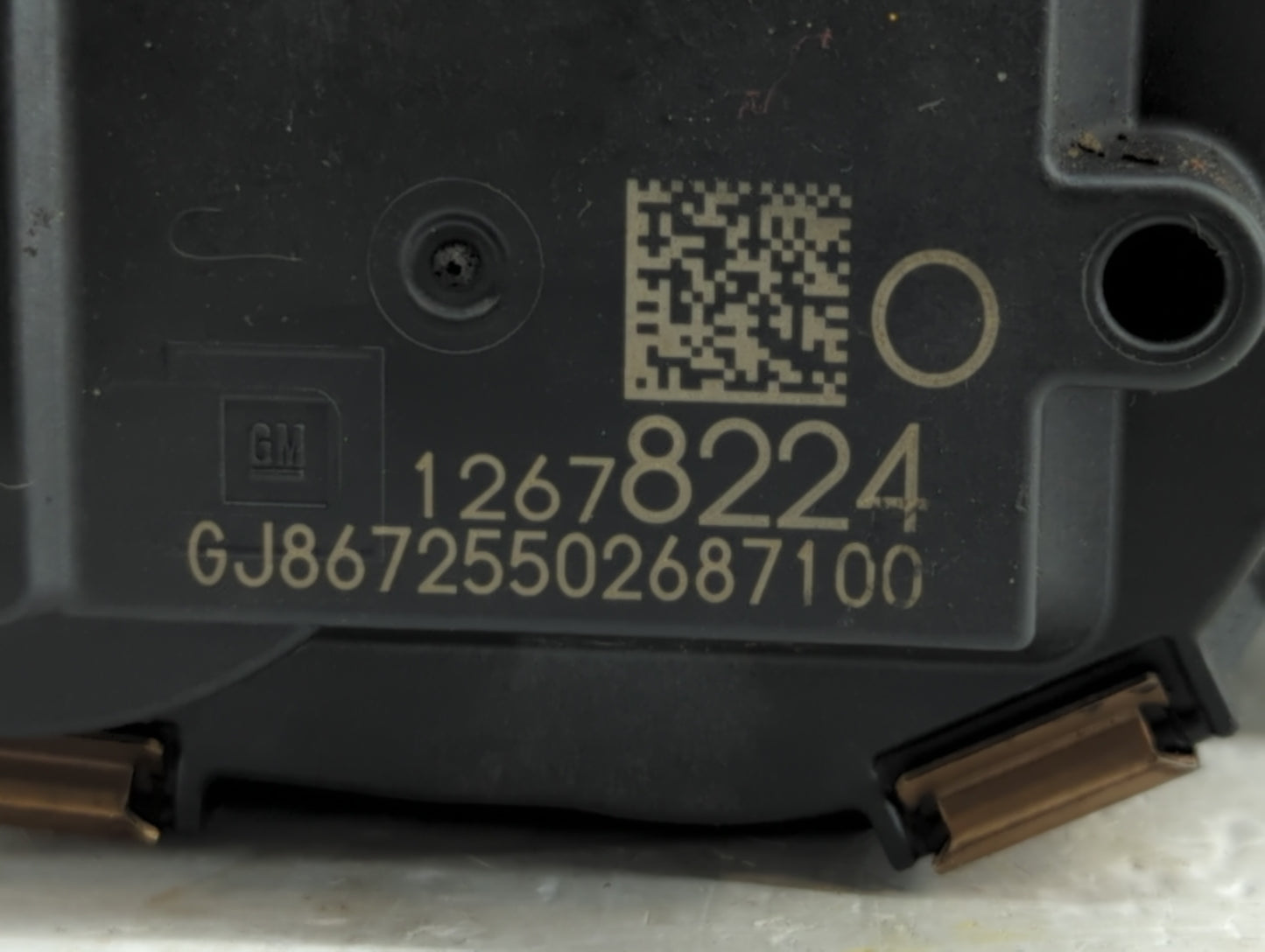 2015-2018 Gmc Yukon Throttle Body P/N:12678224 12617792 Fits Fits 2014 2015 2016 2017 2018 2019 OEM Used Auto Parts - Oemuse